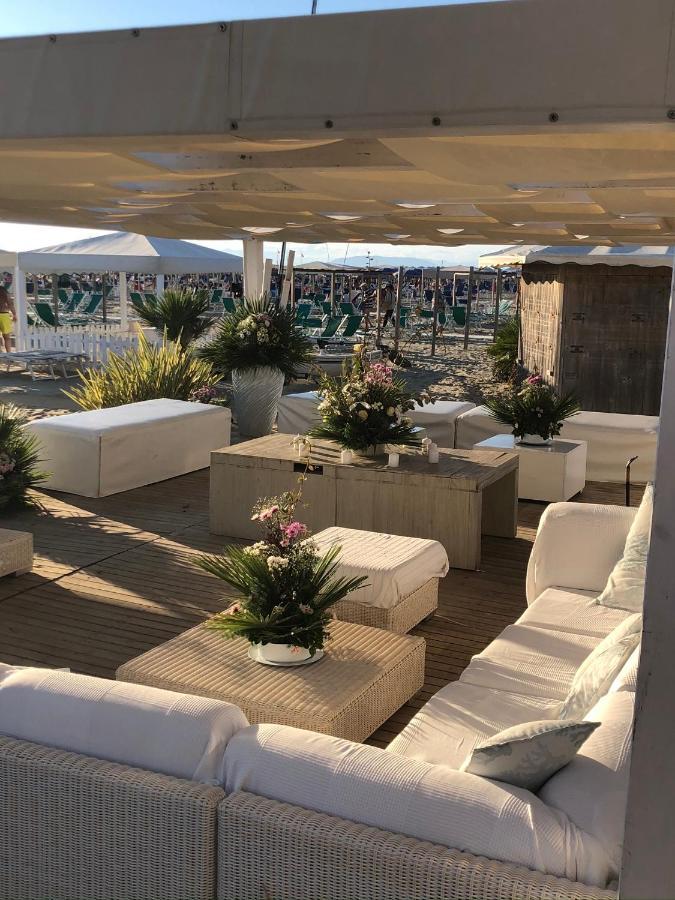 维亚雷焦Teresita Wellness Club公寓 外观 照片
